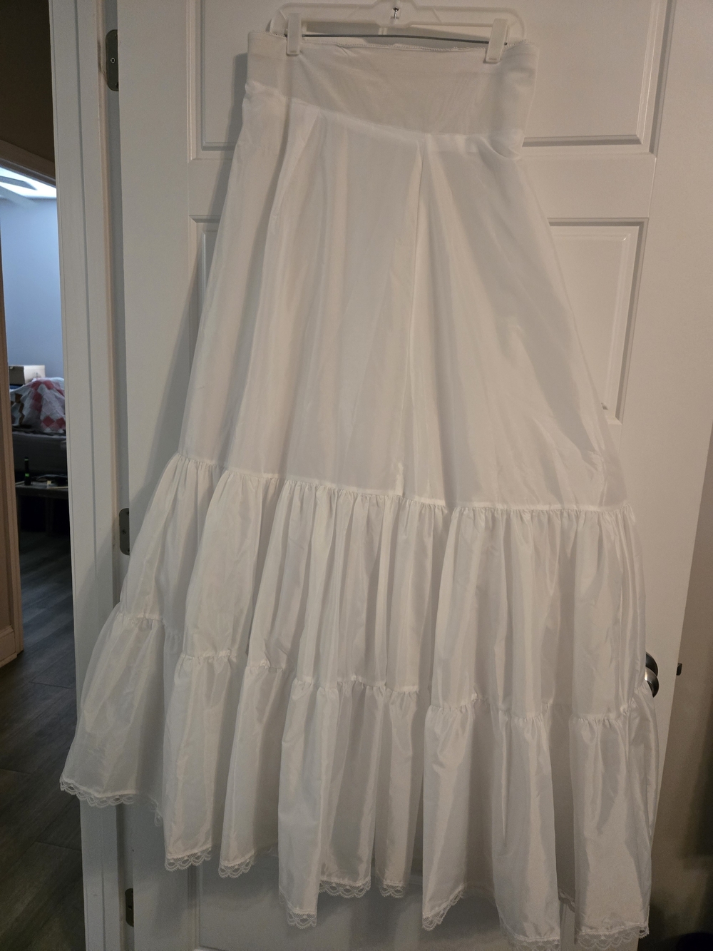 David's Bridal White Tiered Petticoat Slip